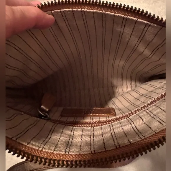 Frye Melissa Zip Crossbody in a Metallic Leather - Picture 11 of 16